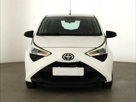 Toyota Aygo, 2021 - pohled č. 2