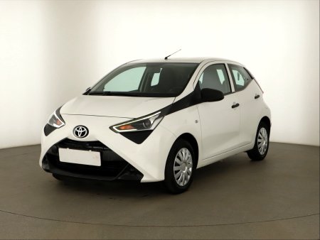 Toyota Aygo, 2020 - pohled č. 3
