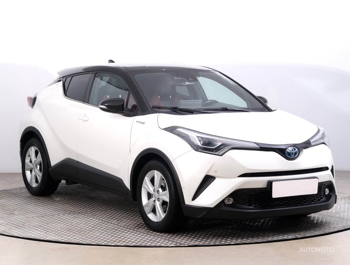 Toyota C-HR, 2018 - pohled č. 1