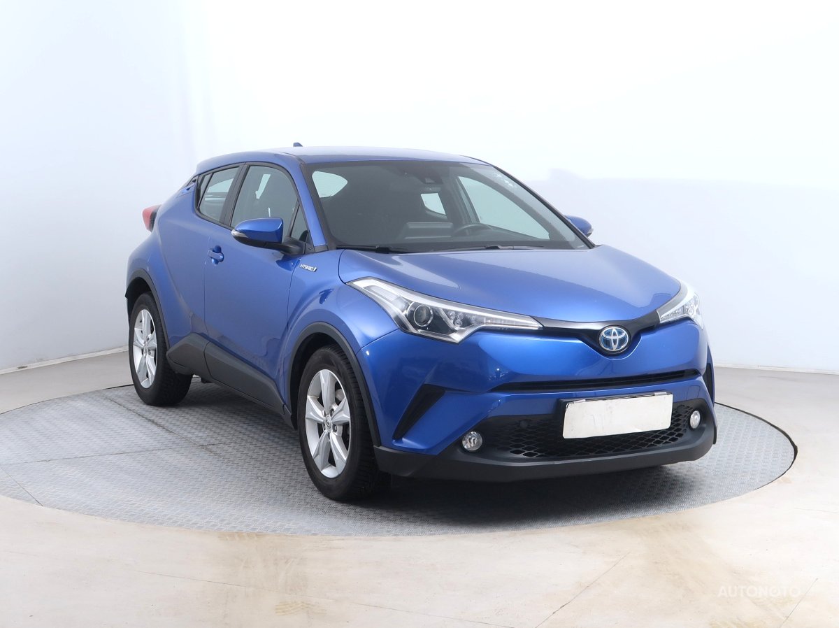 Toyota C-HR, 2018 - pohled č. 1