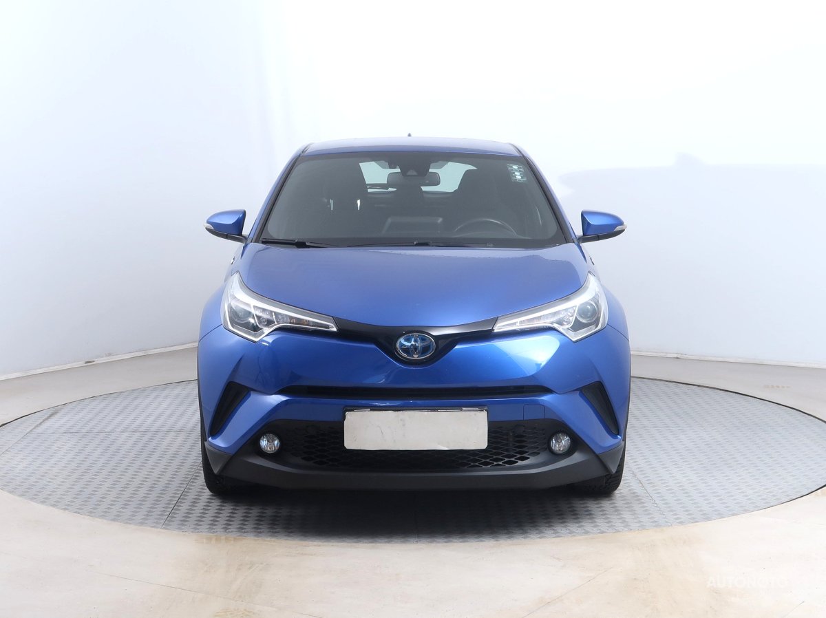 Toyota C-HR, 2018 - pohled č. 2