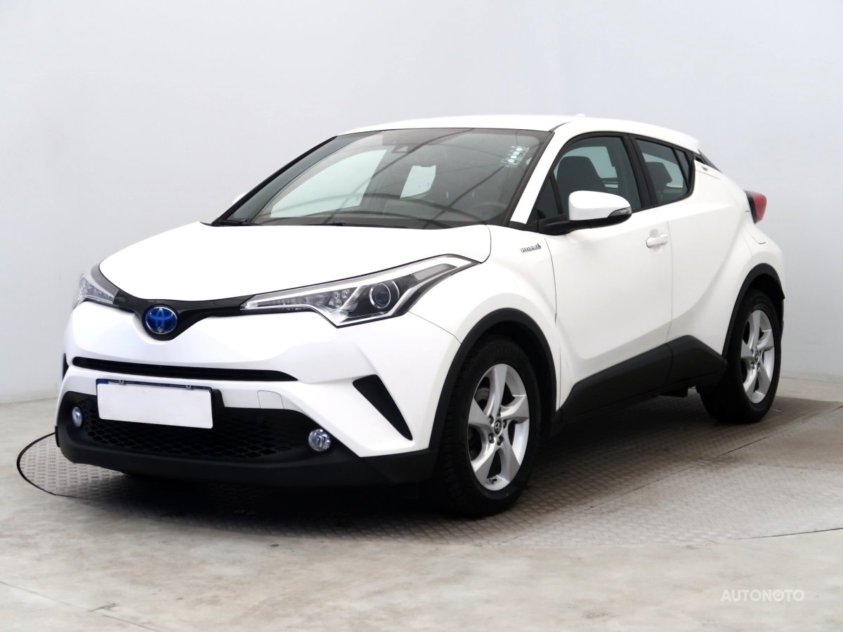 Toyota C-HR, 2019 - pohled č. 3