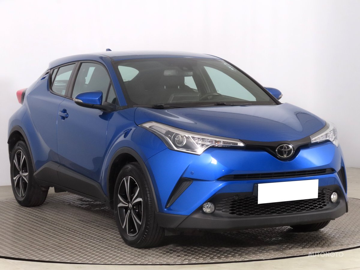Toyota C-HR, 2018 - pohled č. 1
