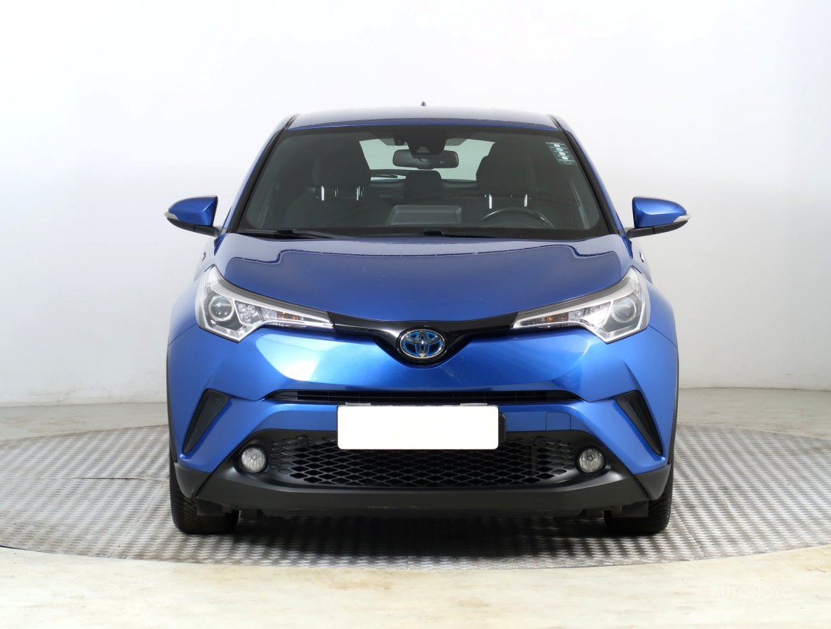Toyota C-HR, 2018 - pohled č. 2