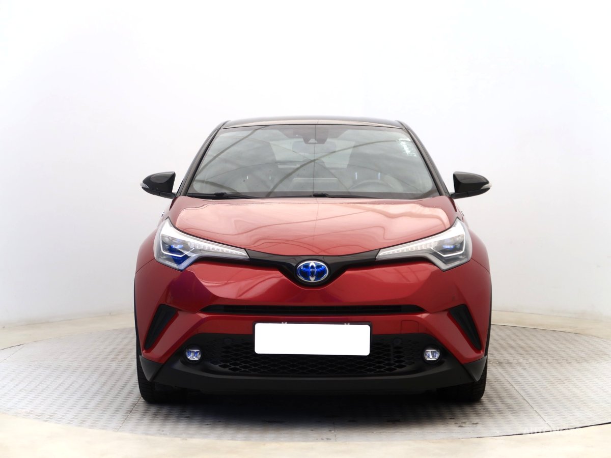 Toyota C-HR, 2018 - pohled č. 2