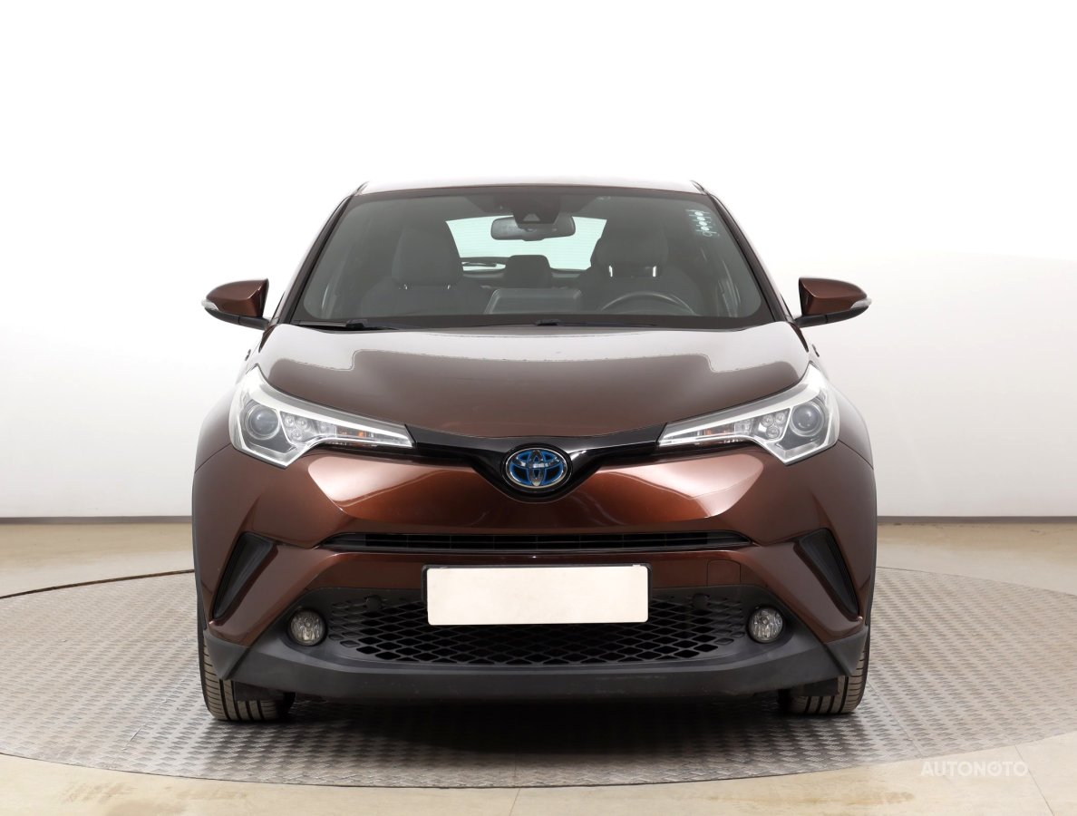 Toyota C-HR, 2018 - pohled č. 2