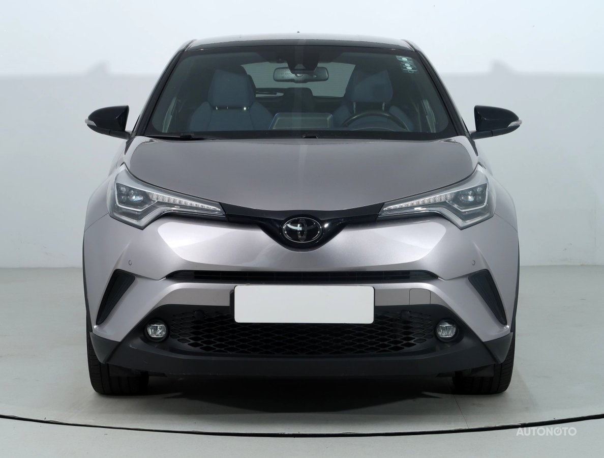 Toyota C-HR, 2018 - pohled č. 2