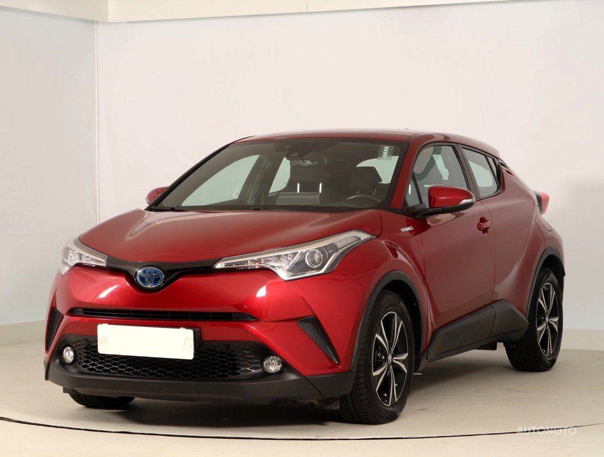 Toyota C-HR, 2018 - pohled č. 3