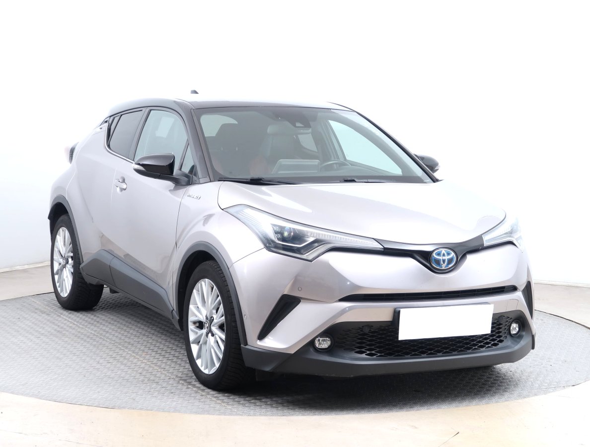 Toyota C-HR, 2018 - celkový pohled