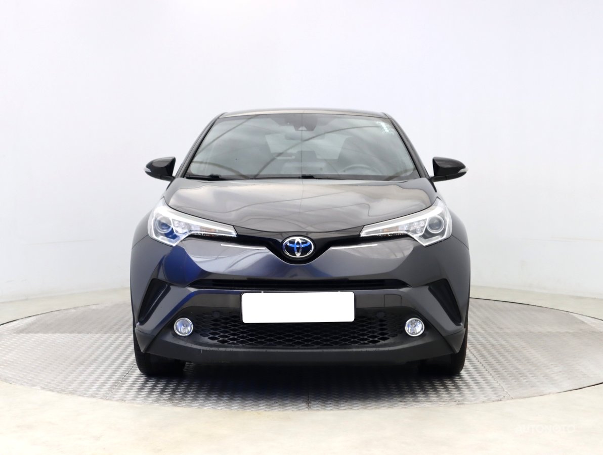 Toyota C-HR, 2017 - pohled č. 2