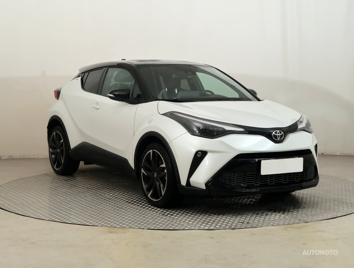 Toyota C-HR, 2023 - celkový pohled