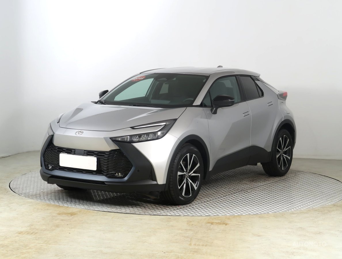 Toyota C-HR, 2024 - pohled č. 3