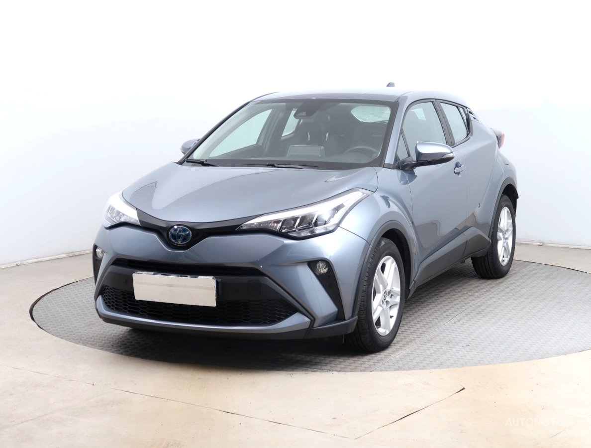 Toyota C-HR, 2022 - pohled č. 3