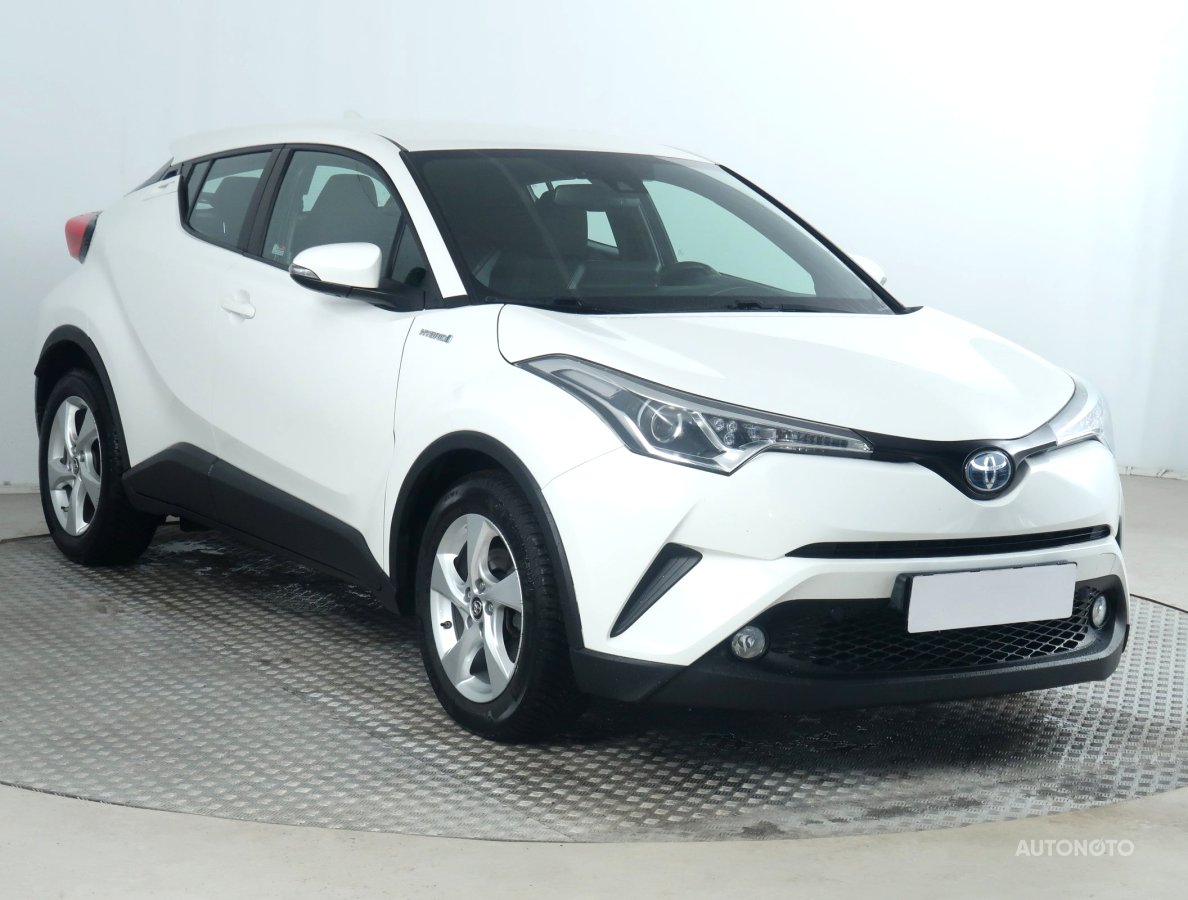 Toyota C-HR, 2018 - celkový pohled