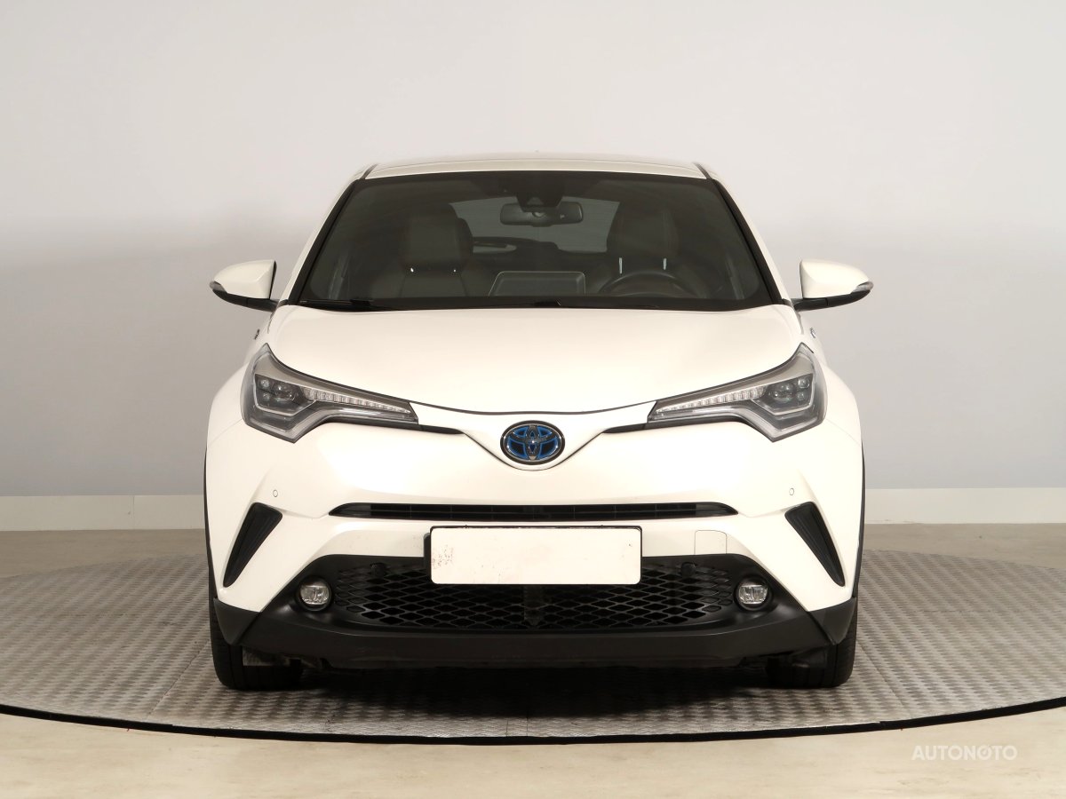 Toyota C-HR, 2017 - pohled č. 2