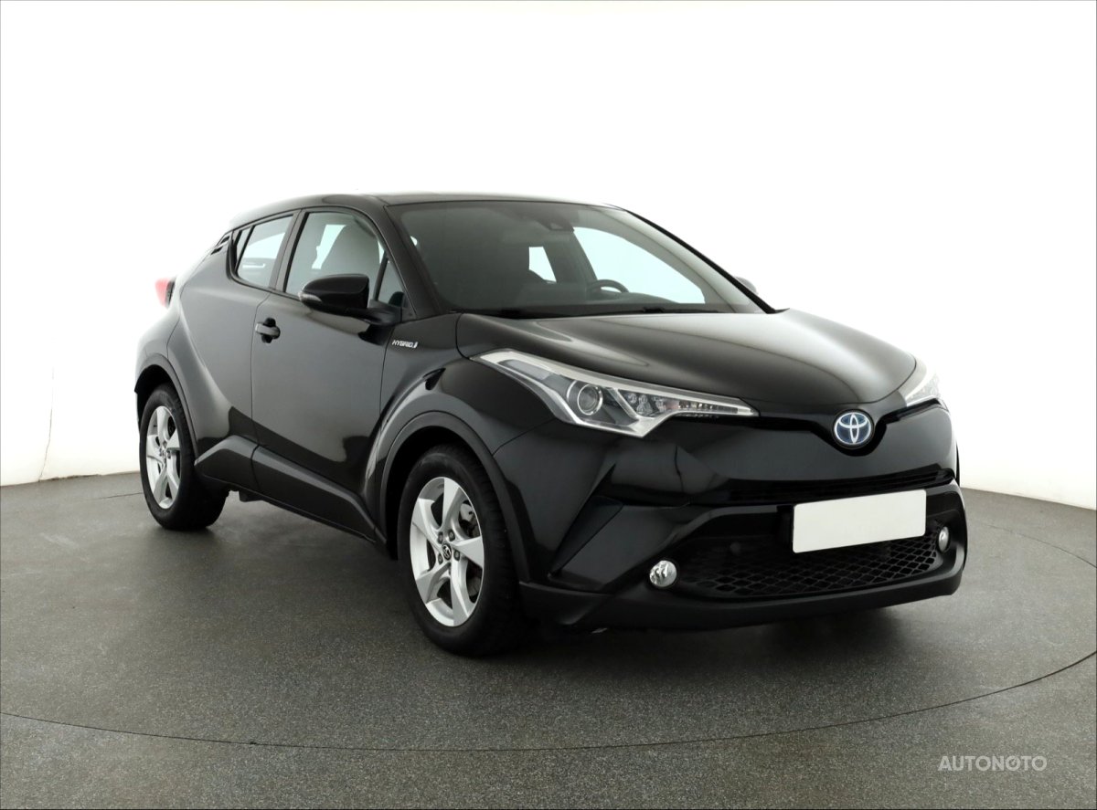 Toyota C-HR, 2017 - celkový pohled