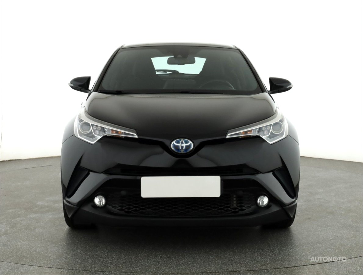 Toyota C-HR, 2017 - pohled č. 2
