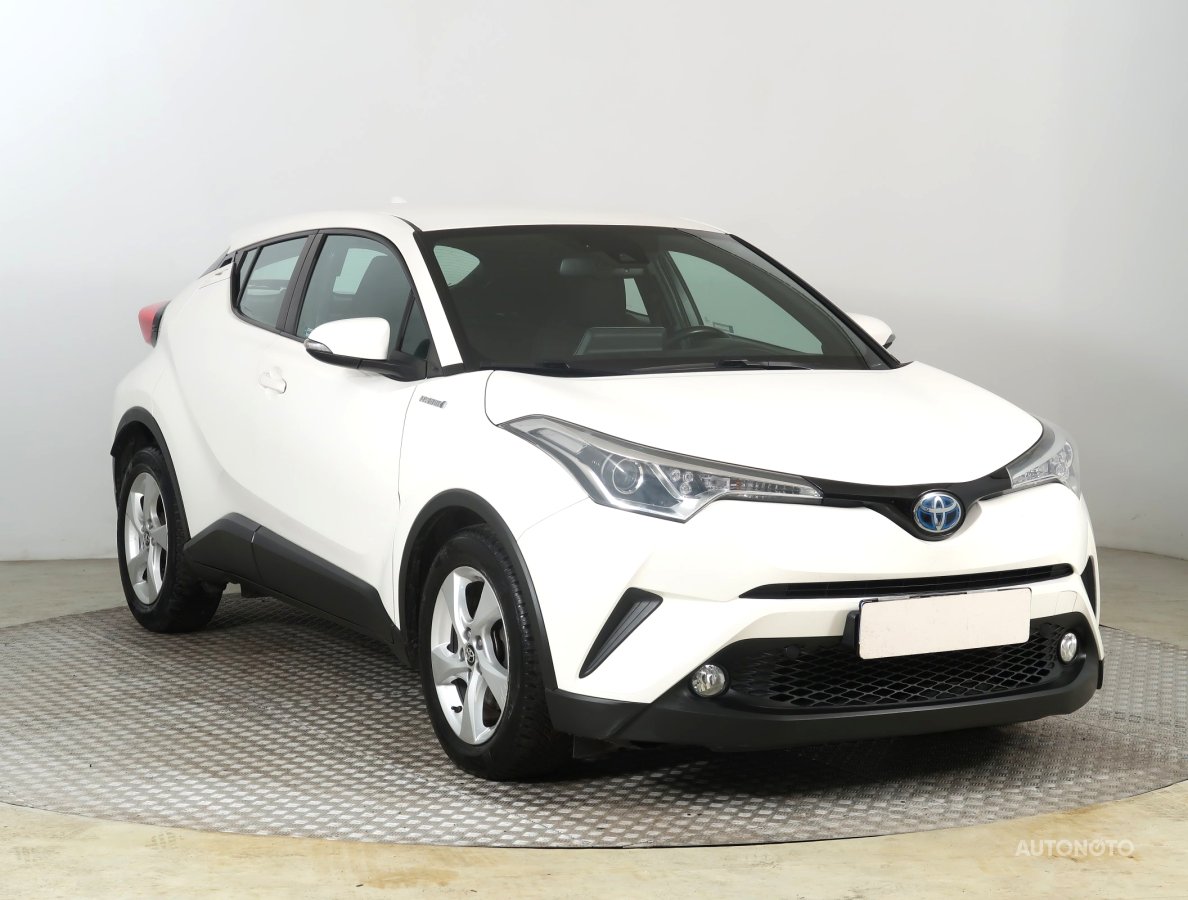 Toyota C-HR, 2017 - celkový pohled