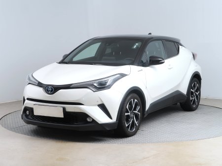 Toyota C-HR, 2017 - pohled č. 3