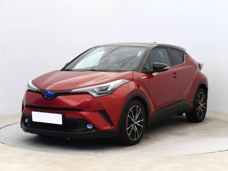 Toyota C-HR, 2018 - pohled č. 3
