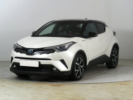 Toyota C-HR, 2018 - pohled č. 3