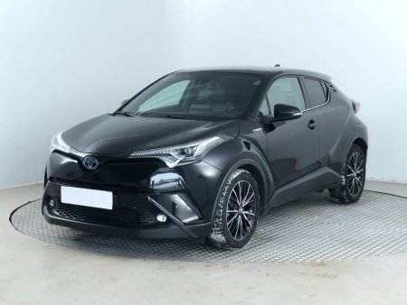 Toyota C-HR, 2017 - pohled č. 3