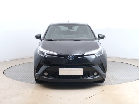 Toyota C-HR, 2018 - pohled č. 2