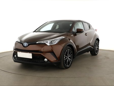 Toyota C-HR, 2017 - pohled č. 3