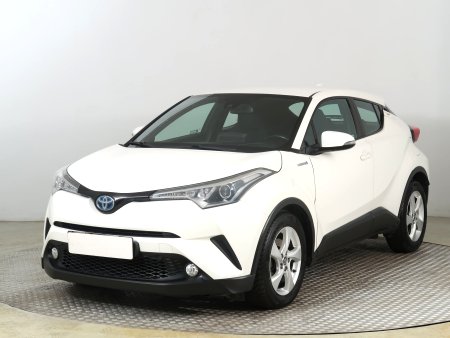 Toyota C-HR, 2017 - pohled č. 3