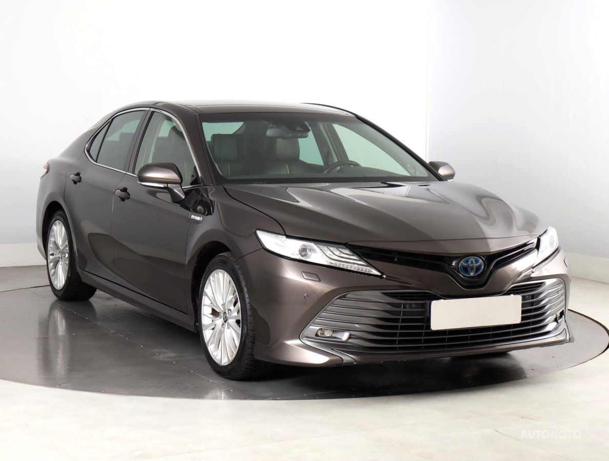 Toyota Camry, 2020 - celkový pohled