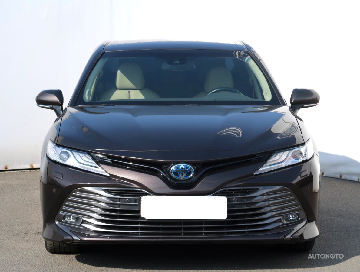 Toyota Camry, 2019 - pohled č. 2