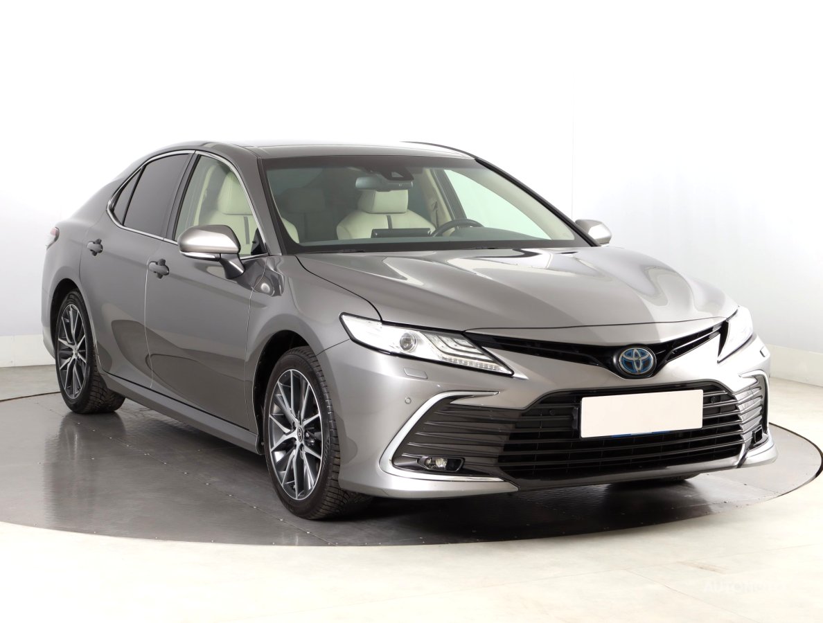 Toyota Camry, 2021 - celkový pohled