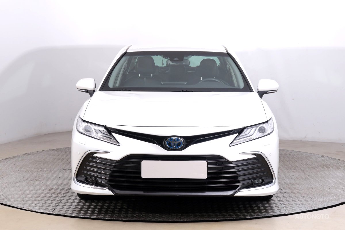 Toyota Camry, 2024 - pohled č. 2