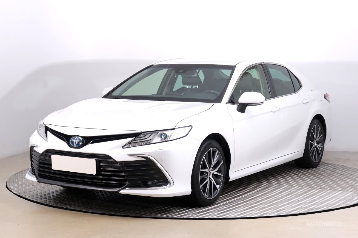 Toyota Camry, 2024 - pohled č. 3