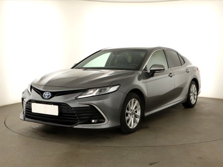 Toyota Camry, 2021 - pohled č. 3