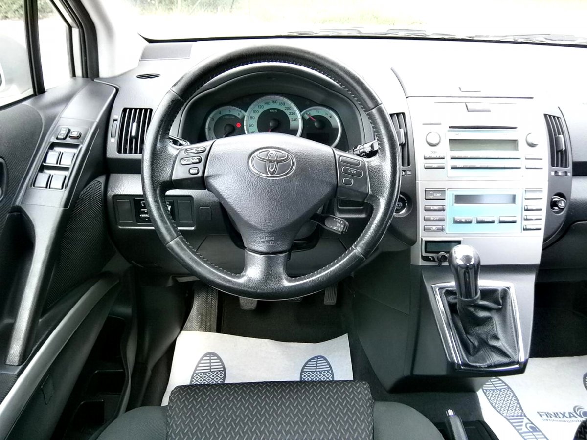 Toyota Corolla Verso, 2007 - pohled č. 9