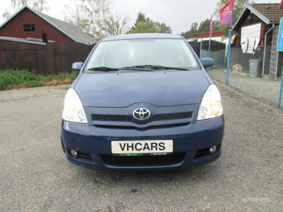 Toyota Corolla Verso, 2005 - pohled č. 2