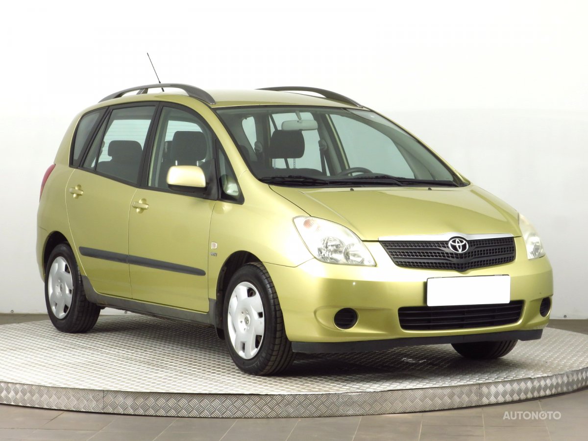 Toyota Corolla Verso, 2002 - celkový pohled