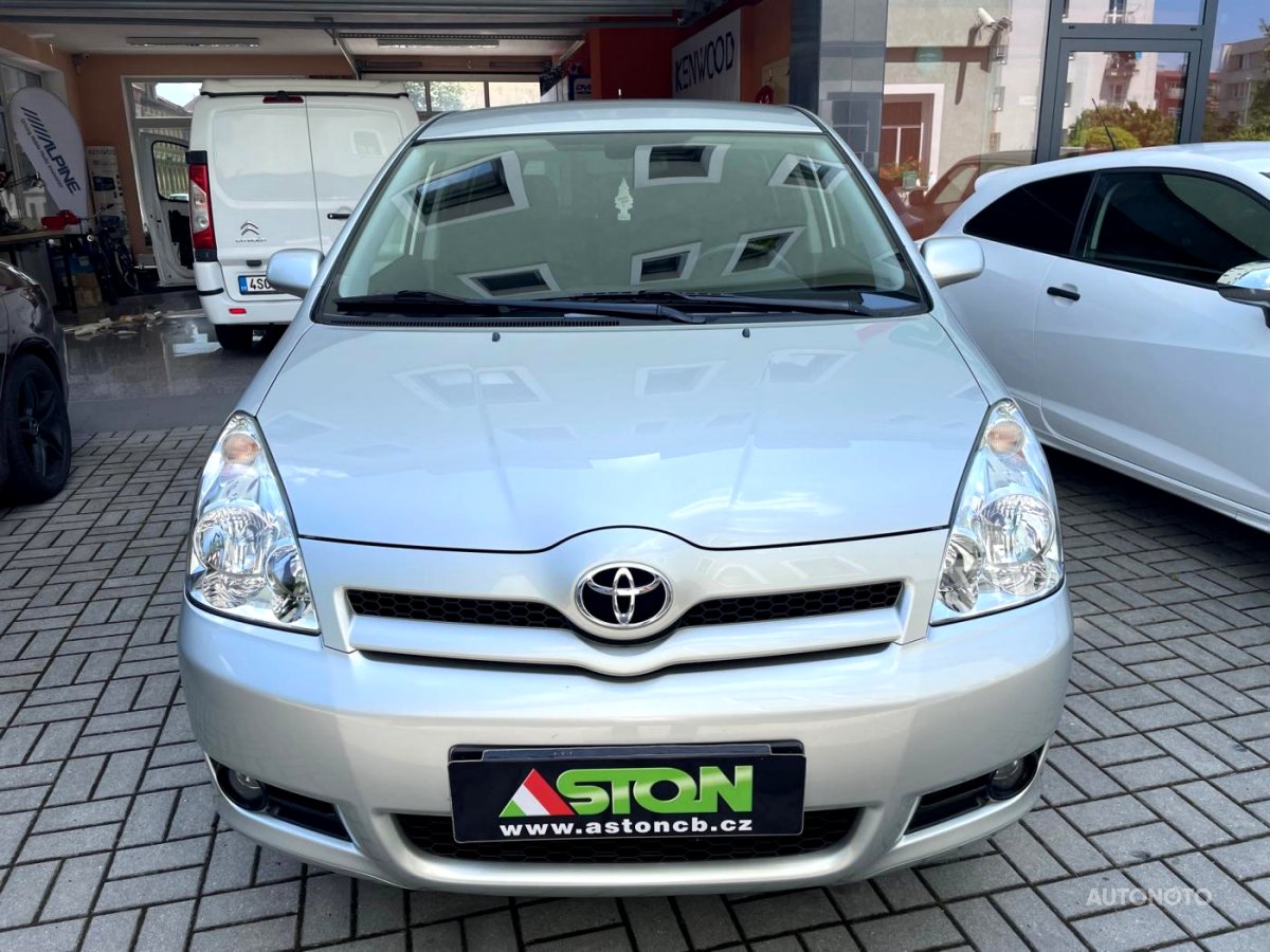 Toyota Corolla Verso, 2006 - pohled č. 2