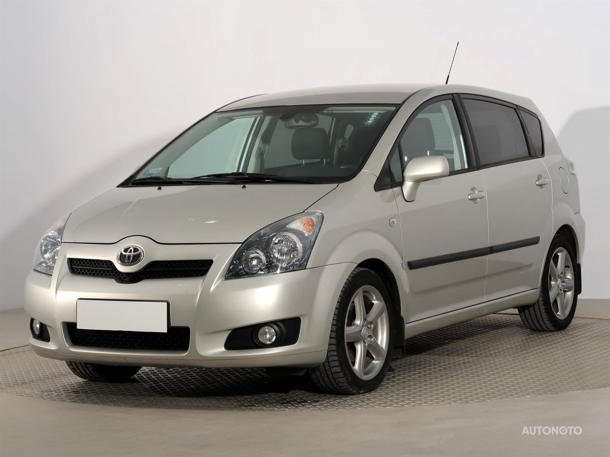 Toyota Corolla Verso, 2008 - pohled č. 3