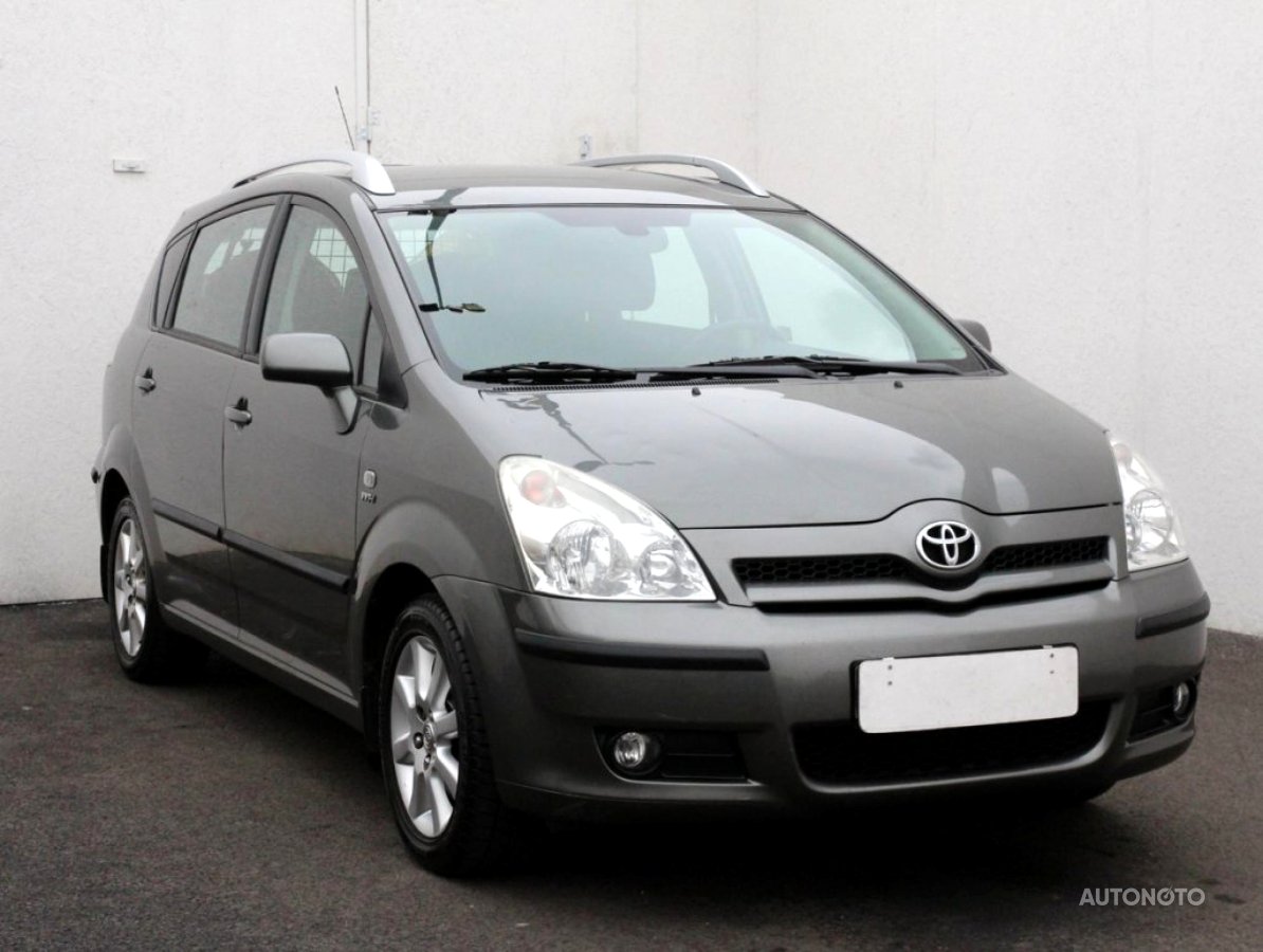 Toyota Corolla Verso, 2005 - celkový pohled