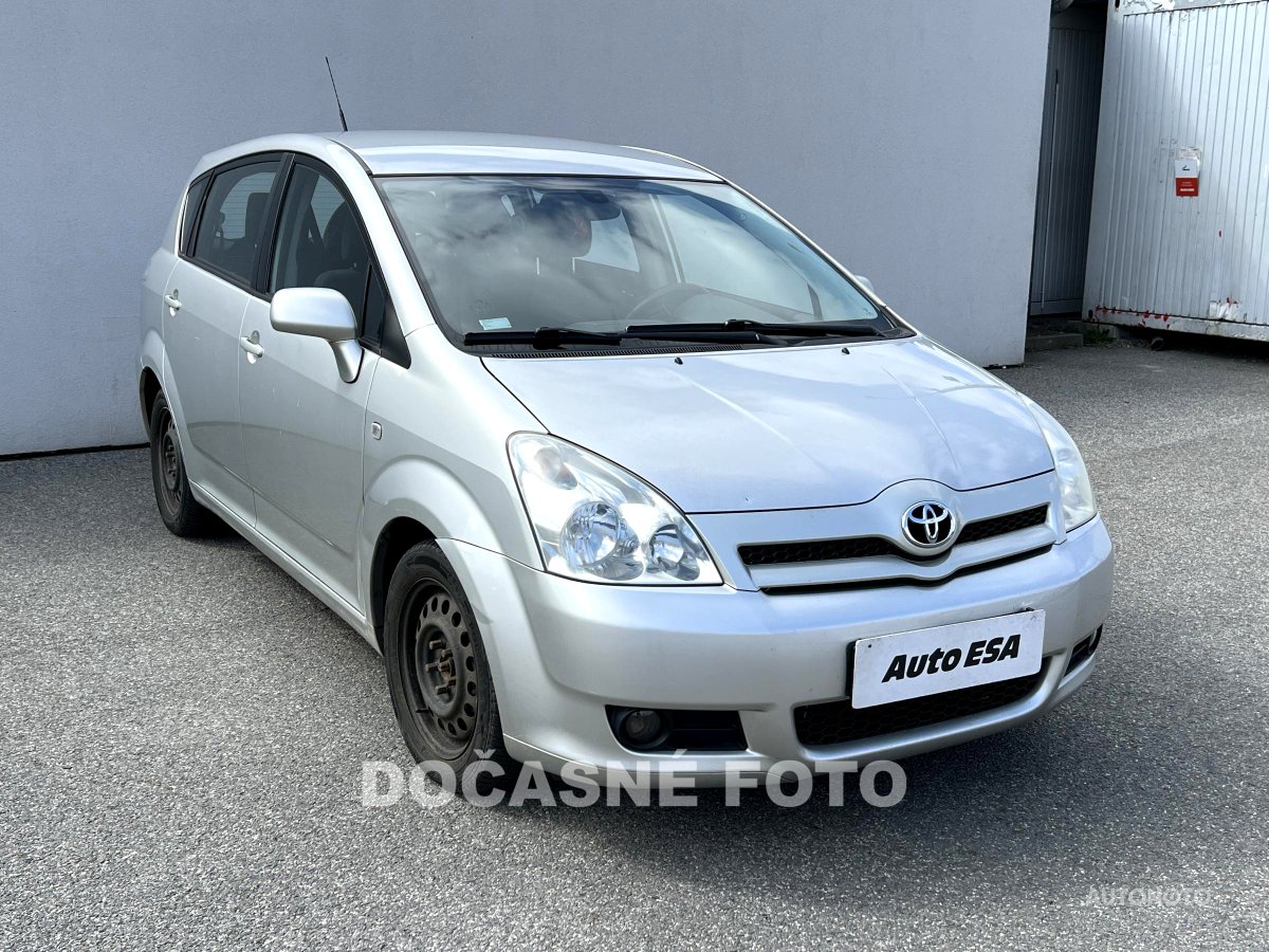 Toyota Corolla Verso, 2006 - celkový pohled