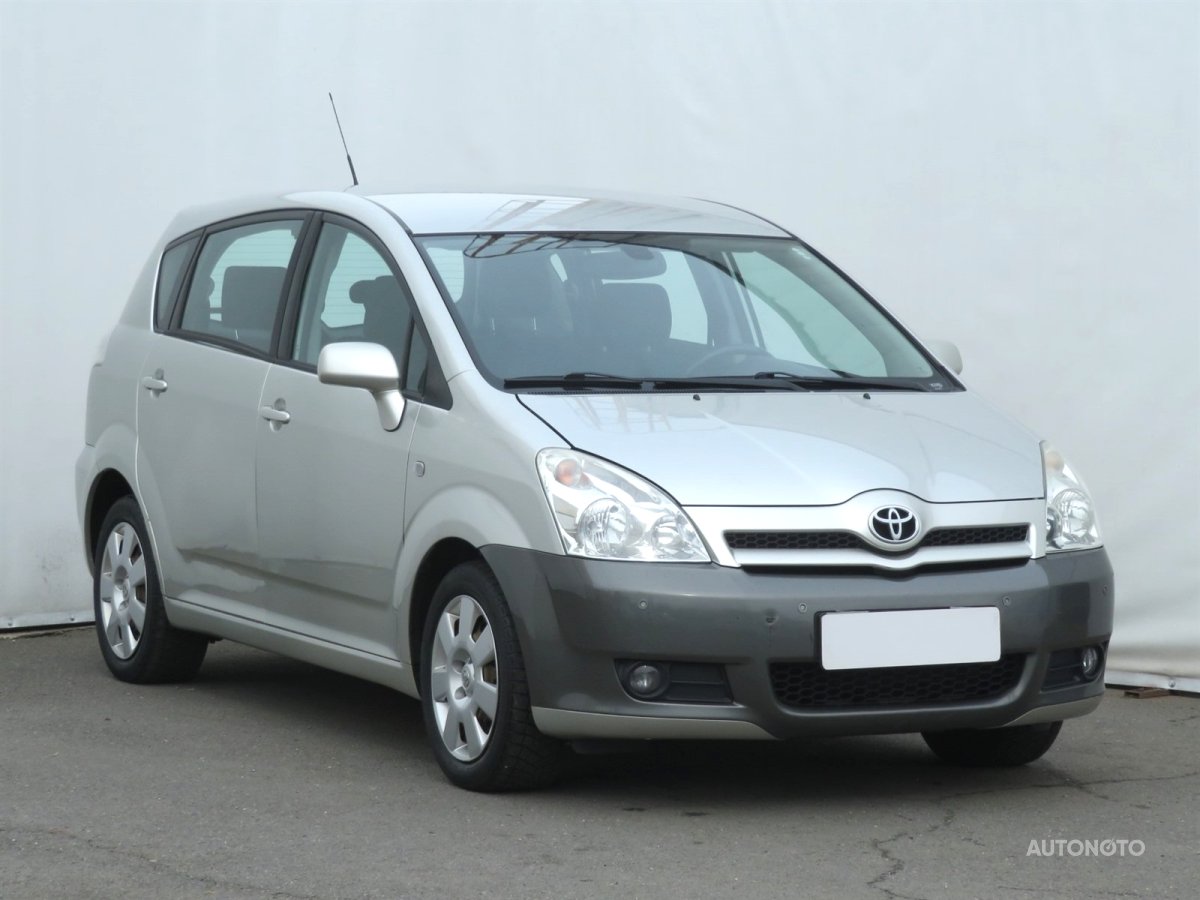 Toyota Corolla Verso, 2006 - celkový pohled