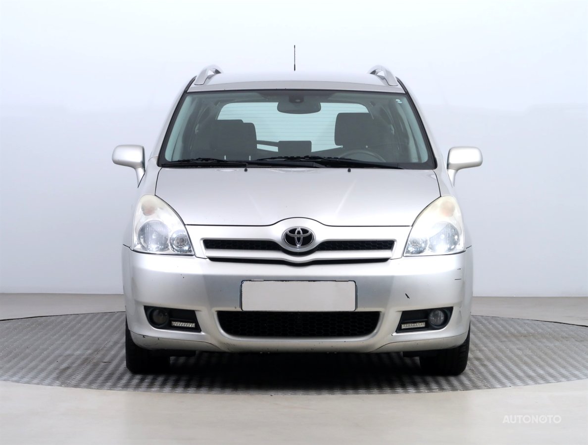 Toyota Corolla Verso, 2005 - pohled č. 2