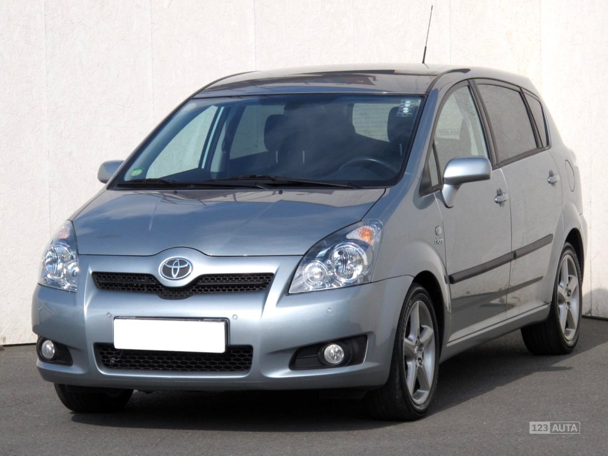 Toyota Corolla Verso, 2009 - pohled č. 3