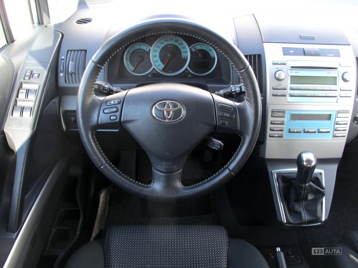 Toyota Corolla Verso, 2009 - pohled č. 9