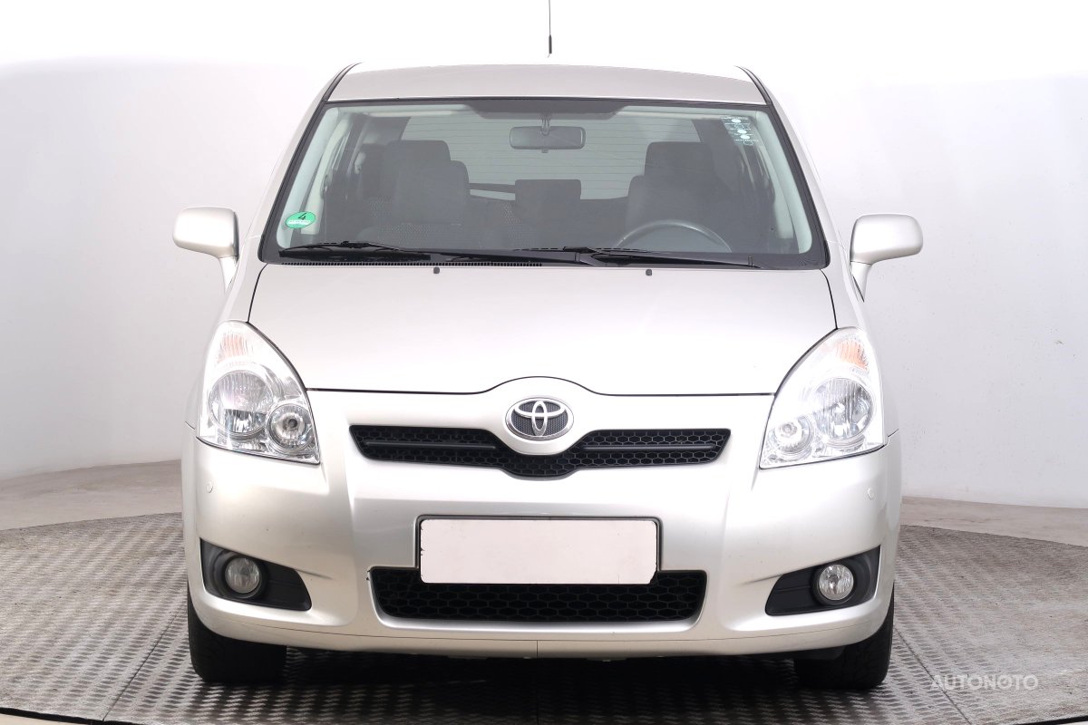 Toyota Corolla Verso, 2009 - pohled č. 2