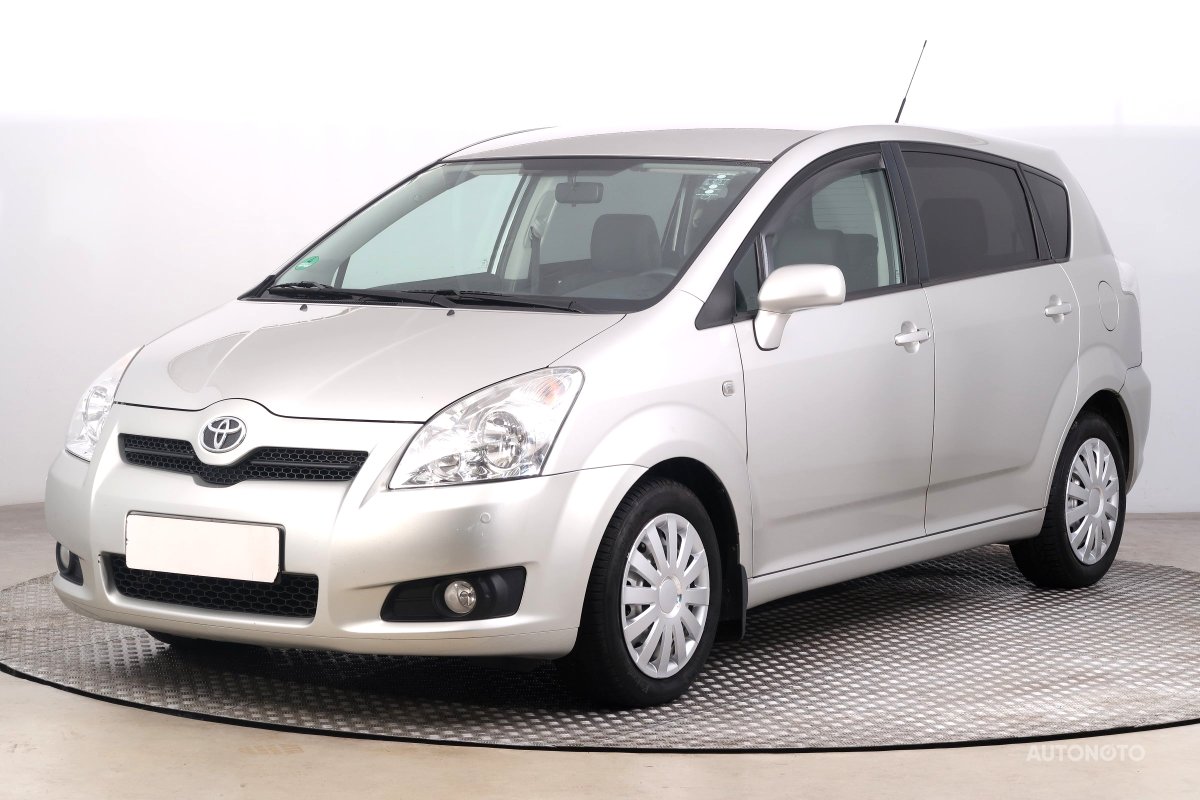 Toyota Corolla Verso, 2009 - pohled č. 3