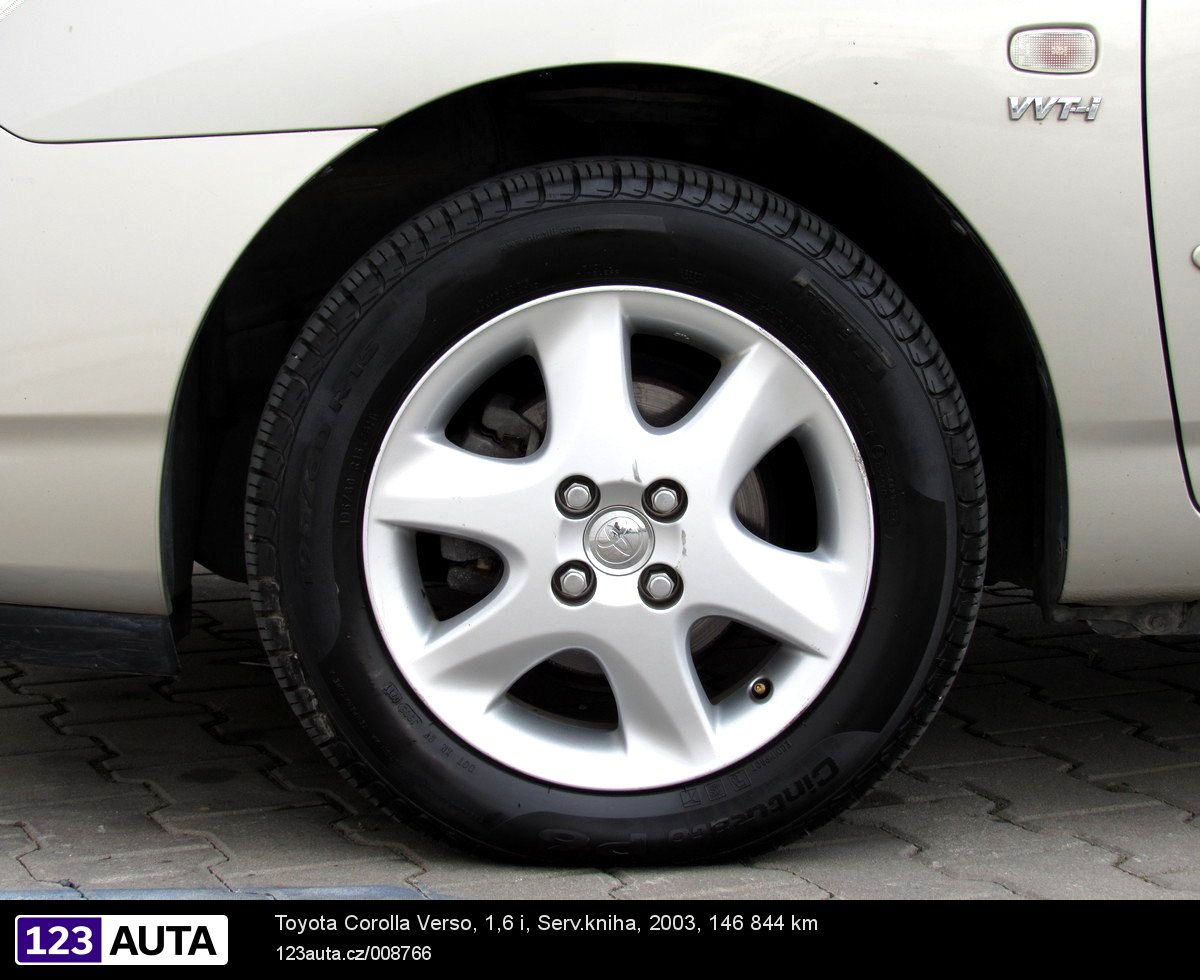 Toyota Corolla Verso, 2003 - pohled č. 11