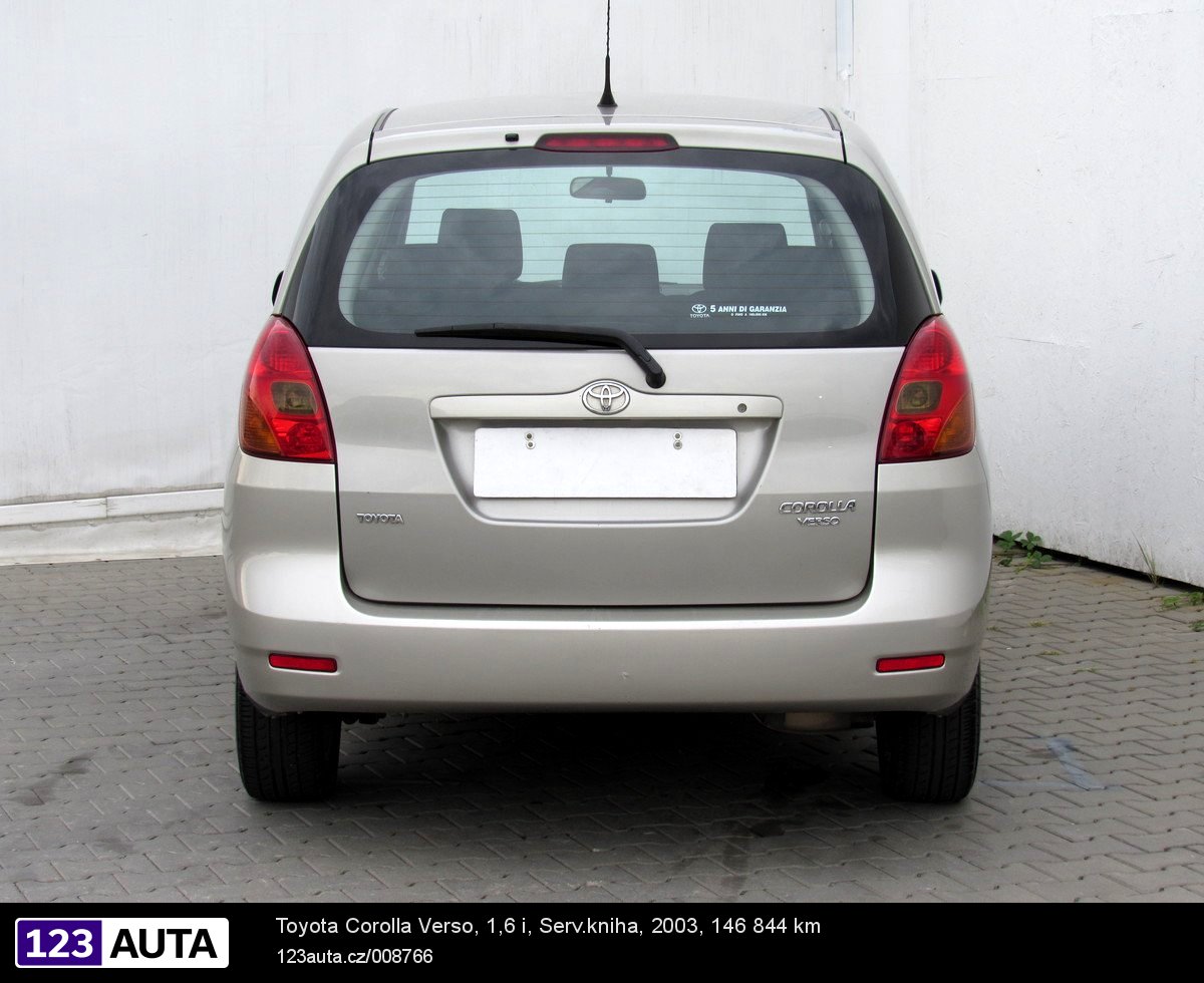 Toyota Corolla Verso, 2003 - pohled č. 6